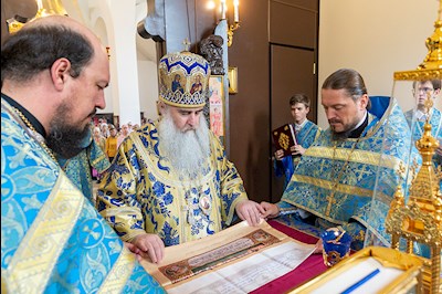 Божественная литургия в храма в честь иконы Божией Матери «Всех скорбящих Радость» г. Саратова