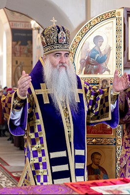 Божественная литургия в Свято-Никольском мужском монастыре г. Саратова