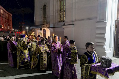 Всенощное бдение в храме в честь Сошествия Святого Духа г. Саратова