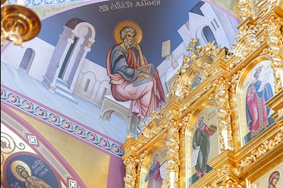Божественная литургия в Свято-Троицком кафедральном соборе г. Саратова