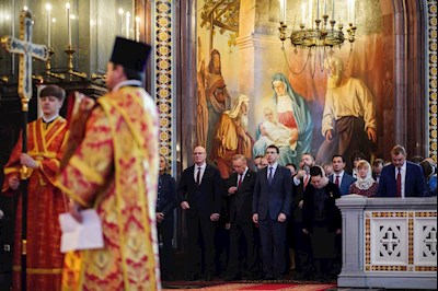 Митрополит Игнатий принял участие в Божественной литургии в Храме Христа Спасителя