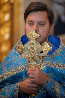 Митрополит Игнатий совершил Божественную литургию в Свято-Троицком кафедральном соборе Саратова