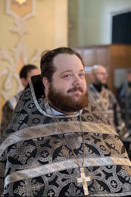 Митрополит Игнатий совершил Литургию Преждеосвященных Даров в Покровском соборе г. Саратова