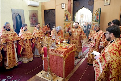 Митрополит Игнатий совершил Божественную литургию в храме святых мучениц Веры, Надежды, Любови и матери их Софии поселка Светлый