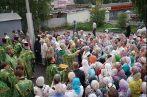 Божественная литургия в храме Сошествия Святого Духа г. Саратова