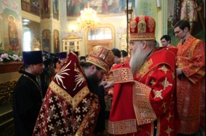 Пасхальная вечерня в храме Покрова Пресвятой Богородицы г.Саратова