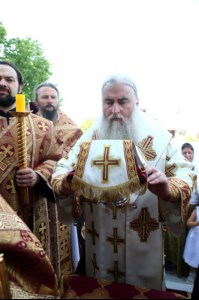 Митрополит Лонгин совершил Великое освящение Вознесенского храма Вознесенско-Пантелеимоновской церкви с. Усть-Курдюм