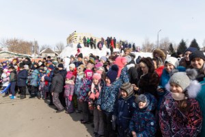 На территории Покровского храма г. Саратова прошел зимний праздник