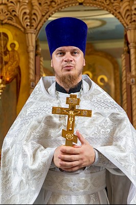 Состоялось массовое крещение оглашенных в Волге