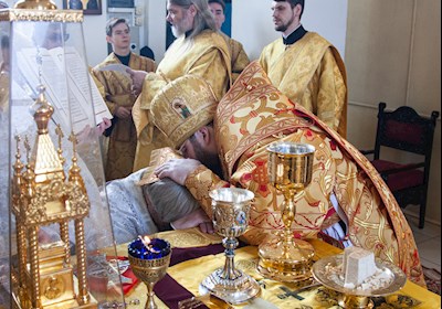 Митрополит Игнатий совершил Божественную литургию в храме Казанской иконы Божией Матери г. Саратова