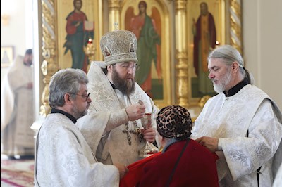 Митрополит Игнатий совершил Божественную литургию в кафедральном соборе Живоначальной Троицы г. Вольска