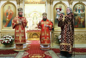 Божественная литургия в храме в честь Покрова Пресвятой Богородицы
