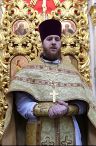 Божественная литургия в храме во имя Всех Святых, в земле Российской просиявших г. Саратова