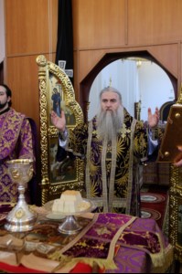 Божественная литургия в храме во имя святого великомученика Георгия Победоносца г.Саратова