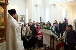 Божественная литургия в храме во имя святого равноапостольного великого князя Владимира г. Саратова