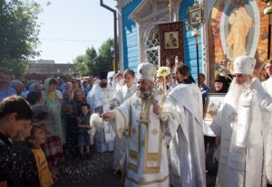 Божественная литургия в храме Преображения Господня Покровского женского монастыря г. Балашова