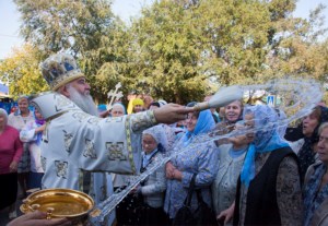 Божественная литургия в храме в честь Рождества Пресвятой Богородицы г.Саратова