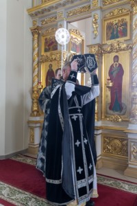 Литургия Преждеосвященных Даров в Свято-Троицком кафедральном соборе г. Вольска