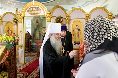 Божественная литургия в храме во имя великомученика и целителя Пантелеимона г. Саратова