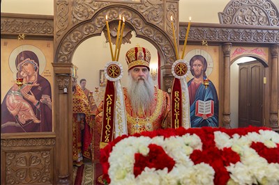 Божественная литургия в храме Воскресения Христова г. Саратова
