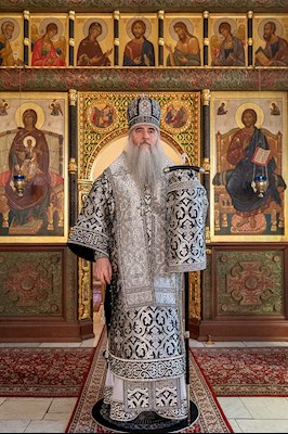 Литургия Преждеосвященных Даров на Архиерейском подворье – в храме в честь иконы Божией Матери «Утоли моя печали» г. Саратова