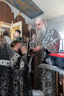 Литургия Преждеосвященных Даров в храме в честь Покрова Пресвятой Богородицы г. Покровска (Энгельса)