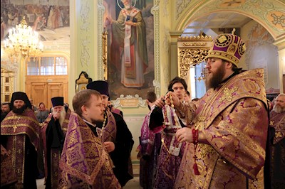 Митрополит Игнатий совершил всенощное бдение в Покровском соборе г. Саратова