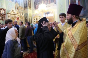 Встреча святых мощей святого равноапостольного князя Владимира и Всенощное бдение в храме в честь Покрова Пресвятой Богородицы г.Саратова