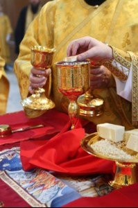 Божественная литургия в храме в честь Покрова Пресвятой Богородицы г. Саратова