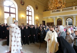 Литургия апостола Иакова на Архиерейском подворье — храме во имя святого апостола и евангелиста Иоанна Богослова при СПДС