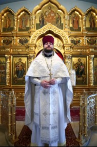 Митрополит Лонгин совершил Крещальную Литургию