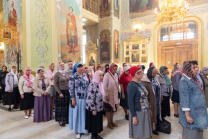 Состоялось соборное служение архиереев и духовенства Саратовской митрополии