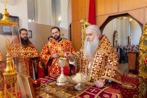 Божественная литургия в храме великомученика Георгия Победоносца г. Саратова