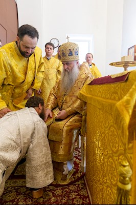 Божественная литургия в храме во имя святителя Николая Японского г. Саратова