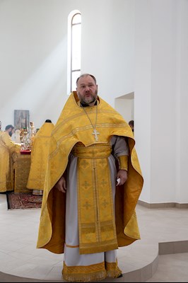 Божественная литургия в храме святителя Тихона, Епископа Воронежского, Задонского чудотворца г. Саратова