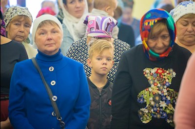 Митрополит Игнатий совершил Божественную литургию в храме святых мучениц Веры, Надежды, Любови и матери их Софии п. Светлый Татищевского района