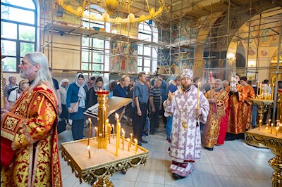 Митрополит Игнатий совершил всенощное бдение в Свято-Никольском мужском монастыре г. Саратова