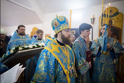 Митрополит Игнатий совершил Великое освящение храма в честь иконы Божией Матери «Спорительница хлебов» с. Кувыка и первую Божественную литургию в новоосвященном храме