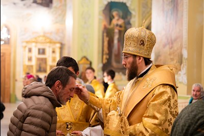 Митрополит Игнатий совершил всенощное бдение в Покровском соборе г. Саратова