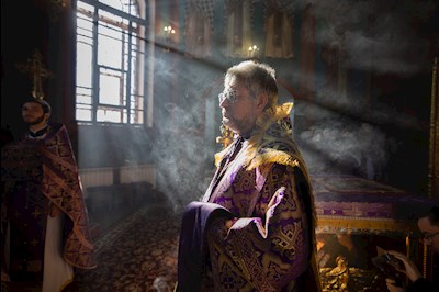 Митрополит Игнатий совершил Божественную литургию в Крестовоздвиженском храме г. Хвалынска