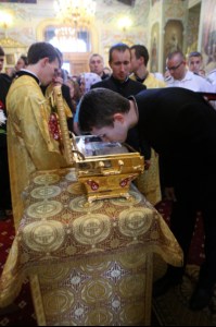 Встреча святых мощей святого равноапостольного князя Владимира и Всенощное бдение в храме в честь Покрова Пресвятой Богородицы г.Саратова