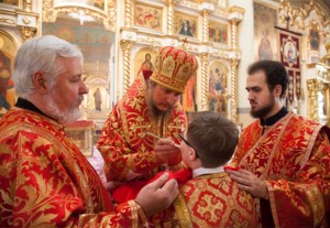 Божественная литургия в Свято-Троицком кафедральном соборе г. Покровска