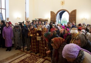Митрополит Лонгин совершил Великое освящение храма во имя великомученицы Параскевы с. Благодатное Хвалынского района