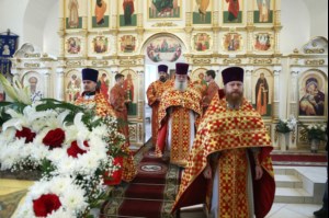 Чин Великого освящения и Божественная литургия в храме в честь Владимирской иконы Божией Матери Владимирского женского монастыря г. Вольска