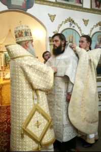 Божественная литургия в храме в честь Покрова Пресвятой Богородицы р.п. Новые Бурасы