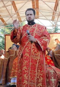 Божественная литургия в Вавиловом Доле
