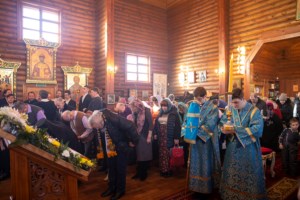Божественная литургия в храме в честь Сретения Господня г.Саратова