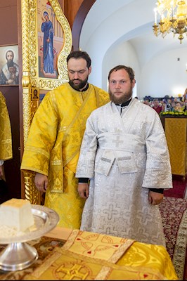 Божественная литургия в храме во имя святителя Николая Японского г. Саратова