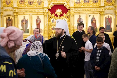Митрополит Игнатий совершил всенощное бдение в храме апостола и евангелиста Иоанна Богослова г. Саратова