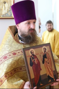 Божественная Литургия в храме святых первоверховных апостолов Петра и Павла г.Красноармейска